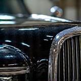 Voiture brillante après detailing extérieur